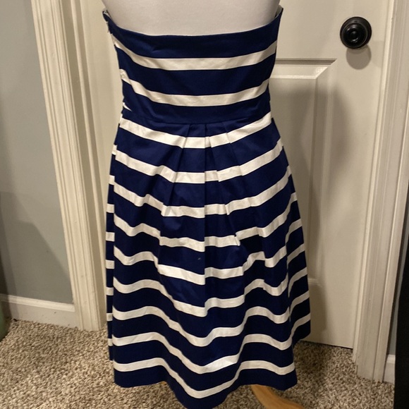 Nautical strapless dress - Picture 2 of 10